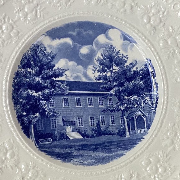 Rare Wedgwood Kansas Shawnee Mission centennial plate blue transferware embossed - Picture 2 of 5